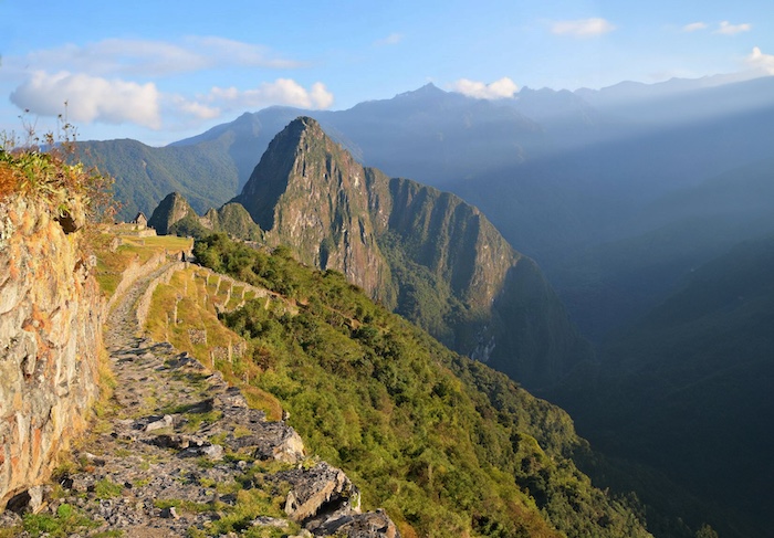 machu Picchu by train sakura expedition